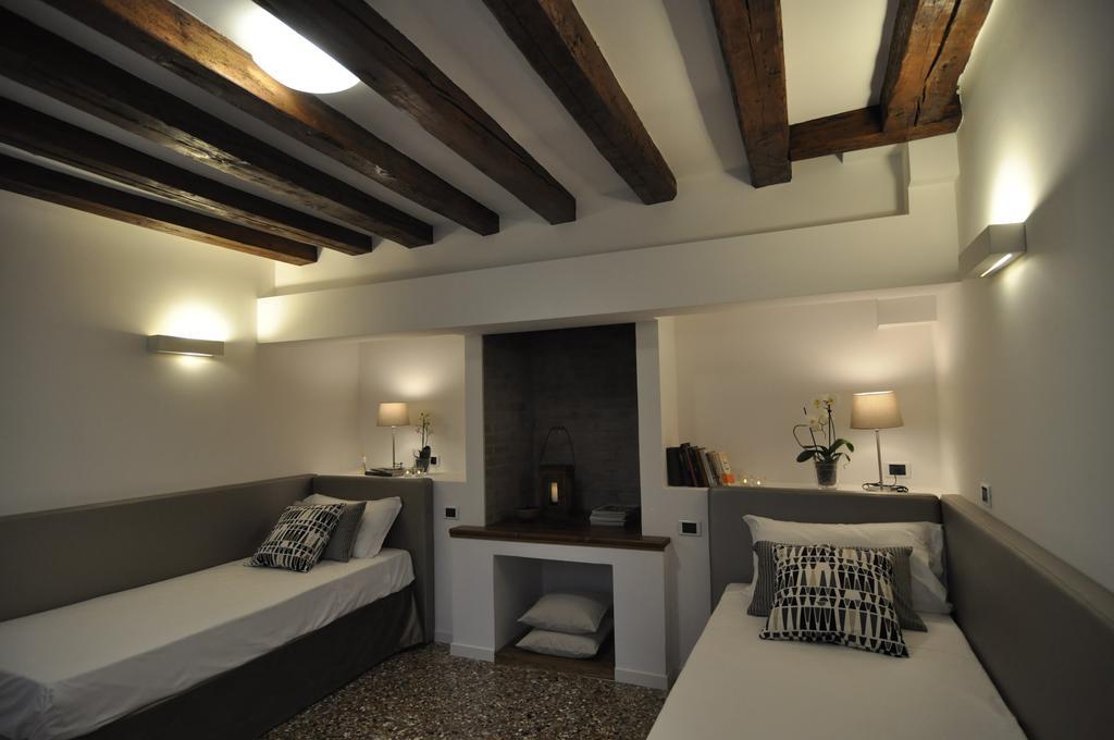 Casa Colleoni Bed & Breakfast Venice Exterior photo