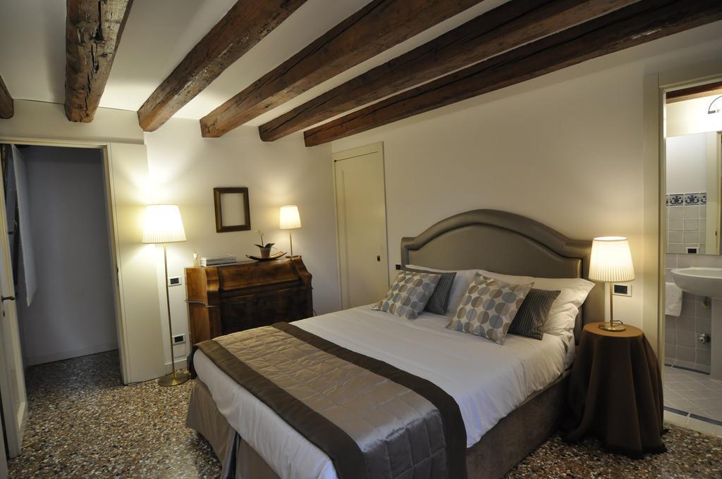 Casa Colleoni Bed & Breakfast Venice Exterior photo