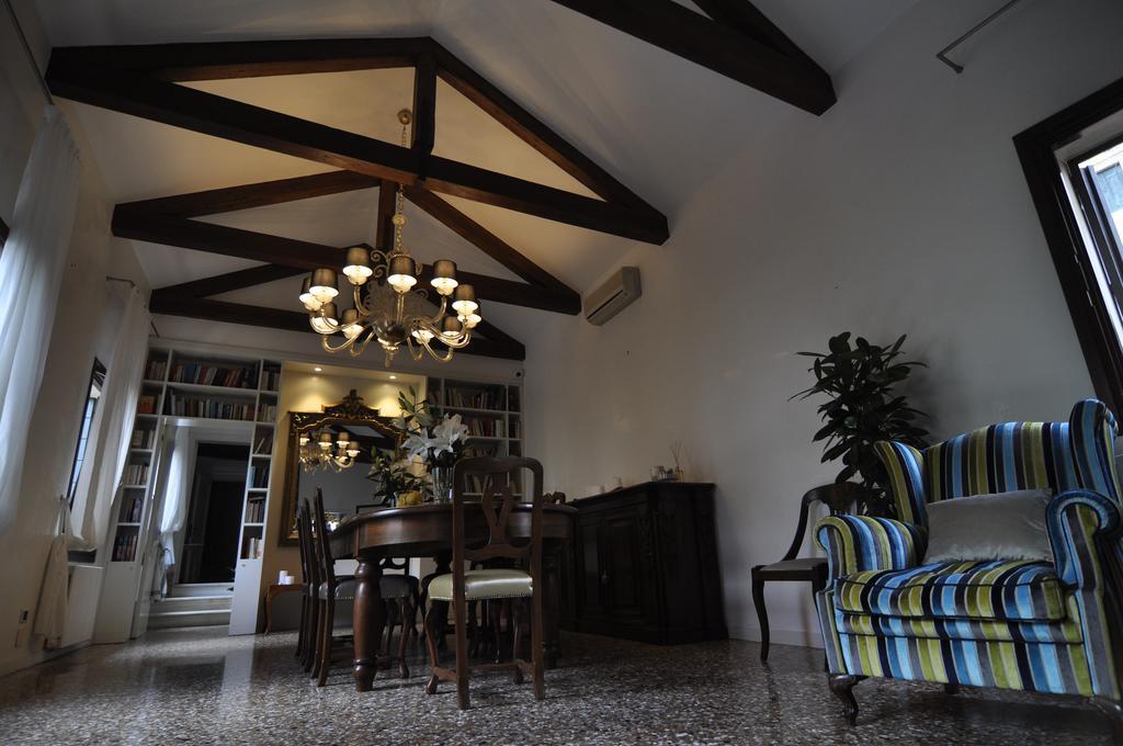 Casa Colleoni Bed & Breakfast Venice Exterior photo