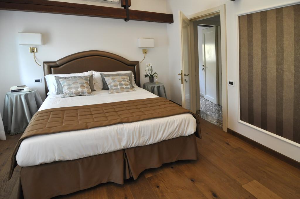 Casa Colleoni Bed & Breakfast Venice Exterior photo