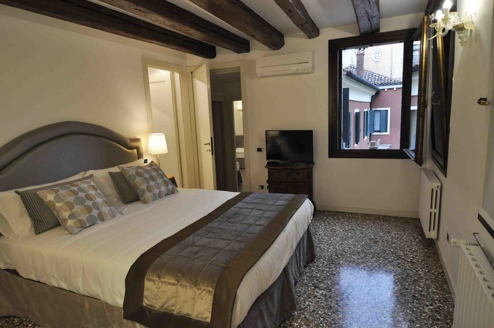 Casa Colleoni Bed & Breakfast Venice Exterior photo